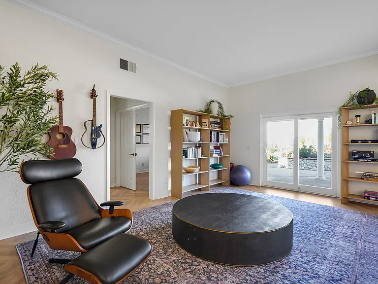 2610 Partridge Pl — Photo 12