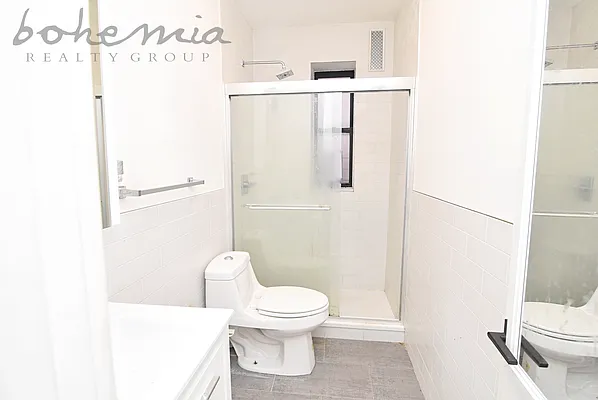 Rented by Bohemia Realty Group | media 6