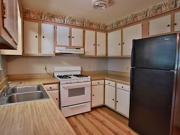 4th image of 1103 N 8th St
