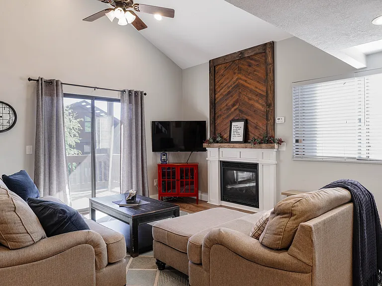 2025 Canyons Resort Dr #Z8 — Photo 11