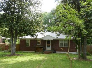 120 Crestview Cir, Athens, GA 30606