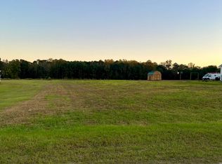 117 Whispering Pines Ln, Magnolia, NC 28453