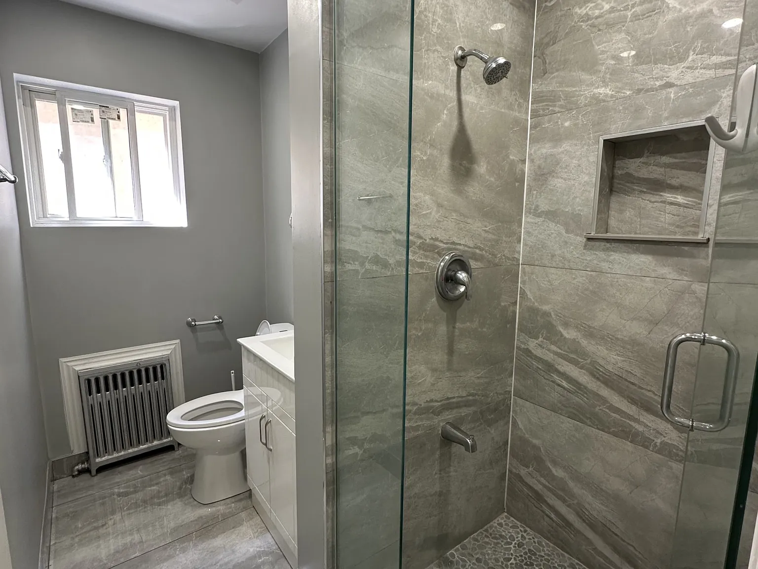 4 bed, $3,500 — Photo 4