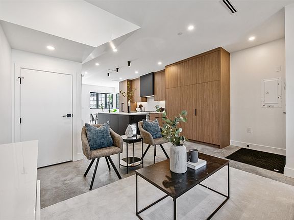 4th image of 1166 E 26th Ave #2