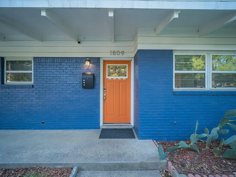 1809 Salem St — Photo 43