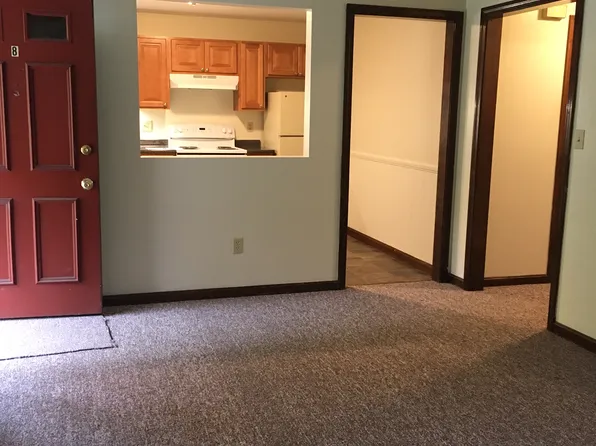 22 Feeding Hills Rd #2, Westfield, MA 01085