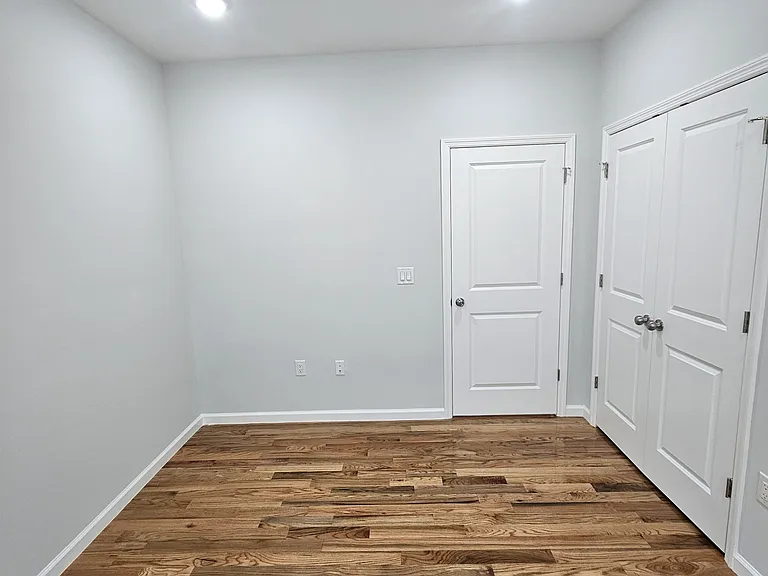 414 S 10th St #2 — Photo 11