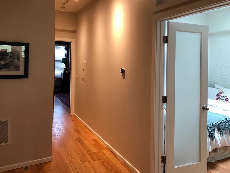 1358 W Randolph St — Photo 5
