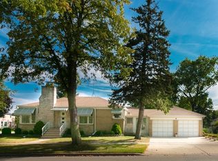 2300 S 4th Ave, North Riverside, IL 60546