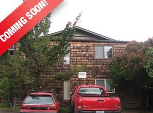 93 California St APT D, Ashland, OR 97520