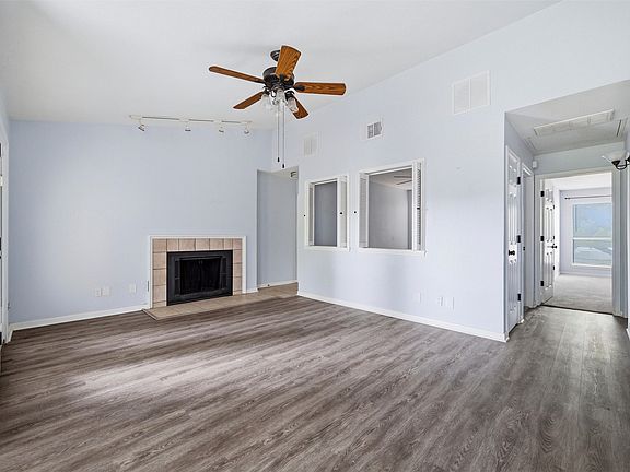 2nd image of 1212 Horizon Trl APT 3621