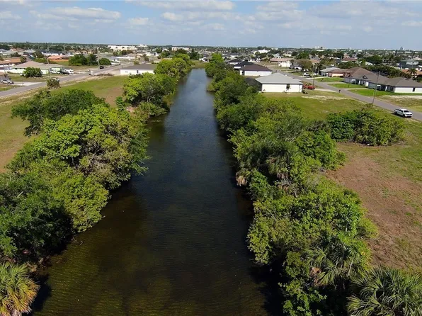 1109 NE 15th Ter, Cape Coral, FL 33909