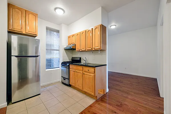 Rented by J Misrahi Realty Corp | media 9