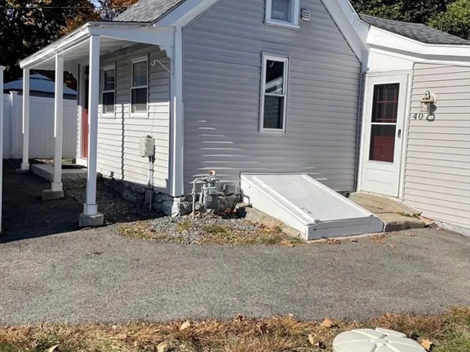 40 Delmont St