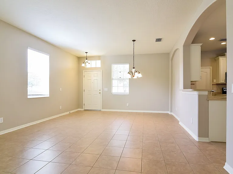 8574 Deer Chase Dr — Photo 2
