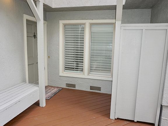 3rd image of 38 Creekridge Ct