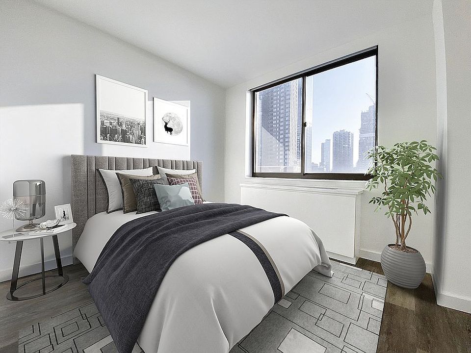 1st image of 520 W 43rd St #A18