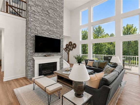 2nd image of 413 Pemberley Ct