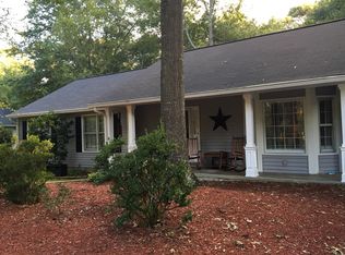 48 Farmington Dr, Woodstock, GA 30188