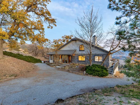 25620 Deertrail Dr, Tehachapi, CA 93561