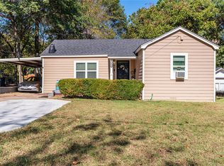 2449 Simpson St, Paris, TX 75460
