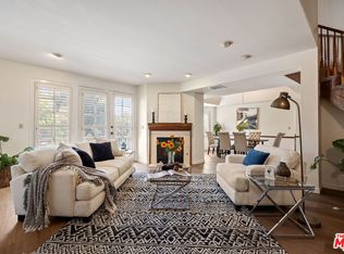 18135 Burbank Blvd UNIT 6, Tarzana, CA 91356