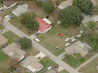 4632 Debbie Ln, Lutz, FL 33559