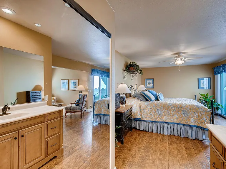 24326 Toledo Ln — Photo 17
