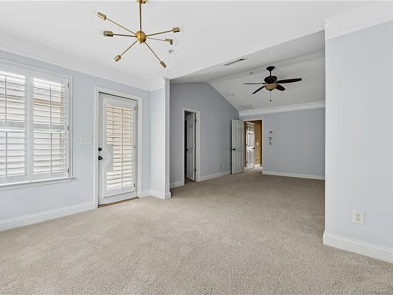 6153 Indian Wood Cir SE — Photo 17