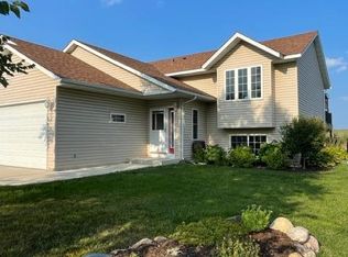 1110 Bison Xing, Buffalo, MN 55313