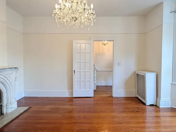 14-28 Astoria Park South image 6 of 29