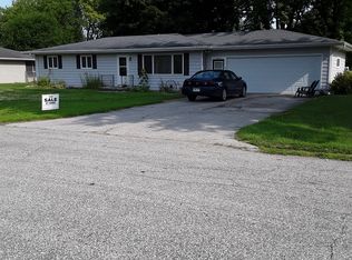 14824 Boswell Dr, Hemlock, MI 48626