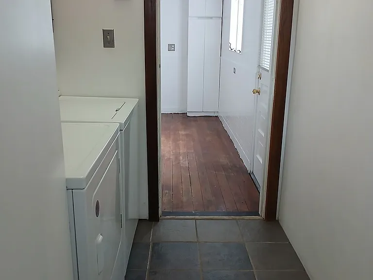 117 Auburn St #1 — Photo 14
