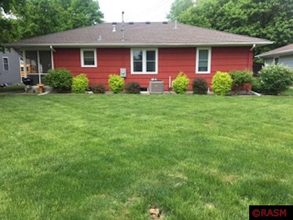 2nd image of 119 Marion Ln