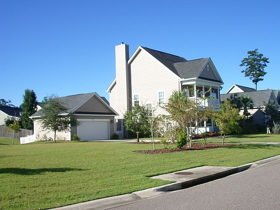 2nd image of 146 Carolinian Dr