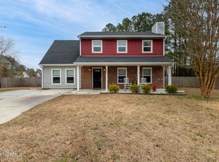 211 E Cameron Ct, Jacksonville, NC 28546