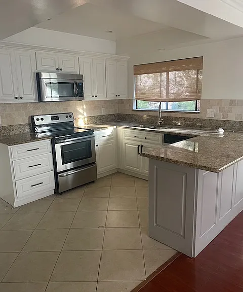 124 S Oakhurst Dr #2S — Photo 5