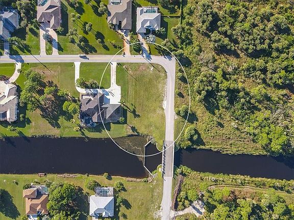 3rd image of 1196 Boundary Blvd