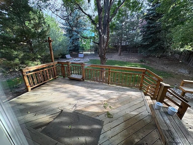 1370 Knollwood Way — Photo 22