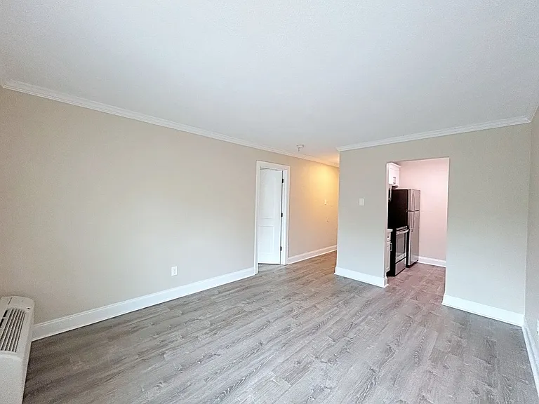 314 West Dr — Photo 7