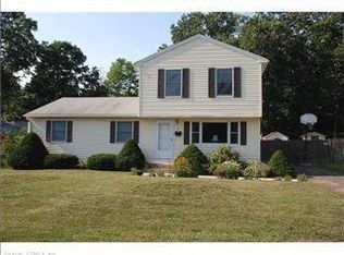 10 Roosevelt Blvd, Enfield, CT 06082