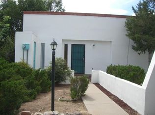 111 Western Dr, Rio Communities, NM 87002