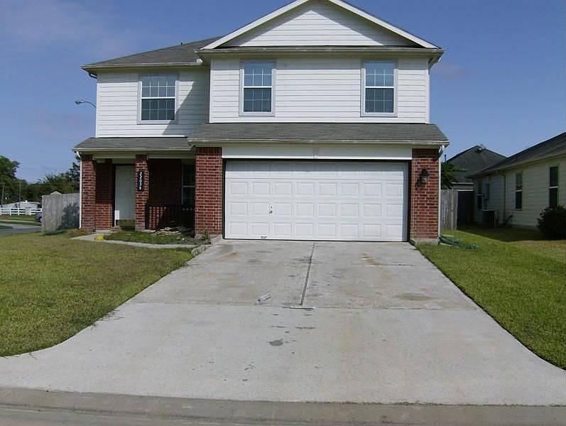 1st image of 22034 Willow Shade Ln