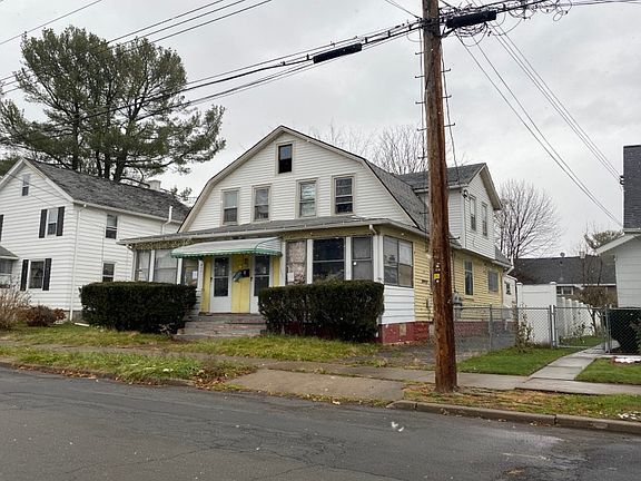 2nd image of 411 Arthur Ave
