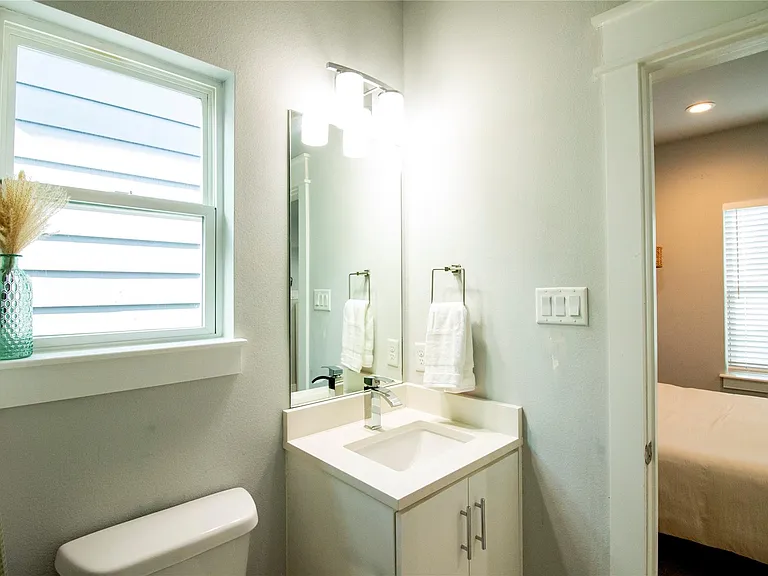 413 Gregg St — Photo 32