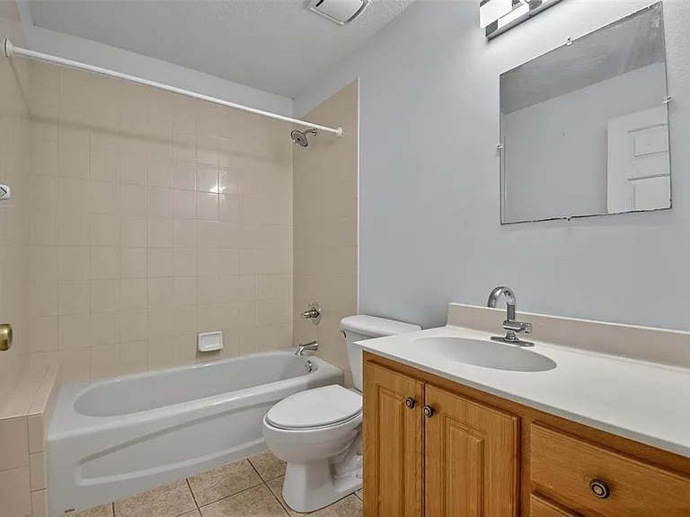 83 Lynbrook Dr #A — Photo 6