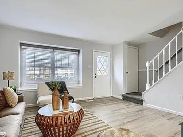 8 King Richard Ct, Rosedale, MD