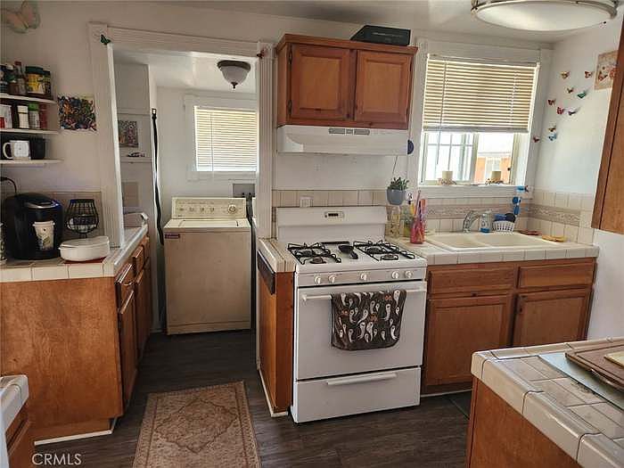 2nd image of 44329 Palm Ave