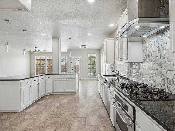 5th image of 6412 Falcon Ridge Ln