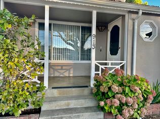 913 Cherry St, San Carlos, CA 94070